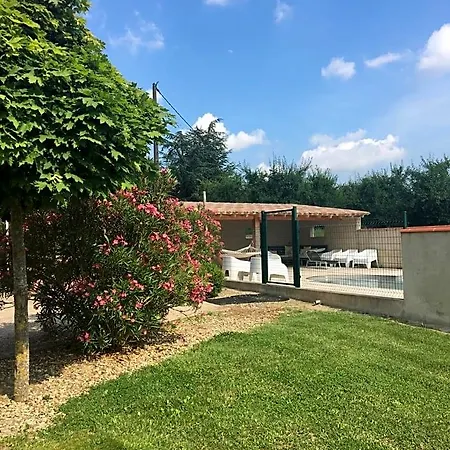 Bed & Breakfast De Beausoleil La Romieu